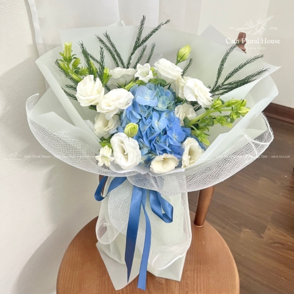 bó hoa cẩm tú cầu trắng xanh Hà Nội (1)