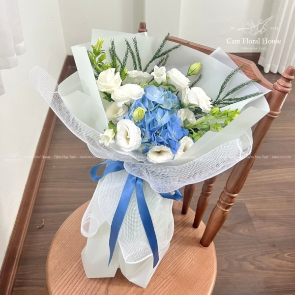 bó hoa cẩm tú cầu trắng xanh Hà Nội (2)
